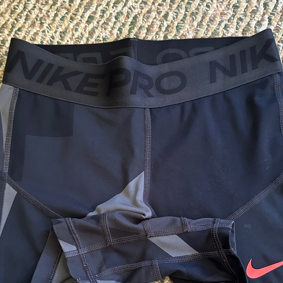 Nike Women's Black and Gray Athletic Shorts - Picture 3 of 5